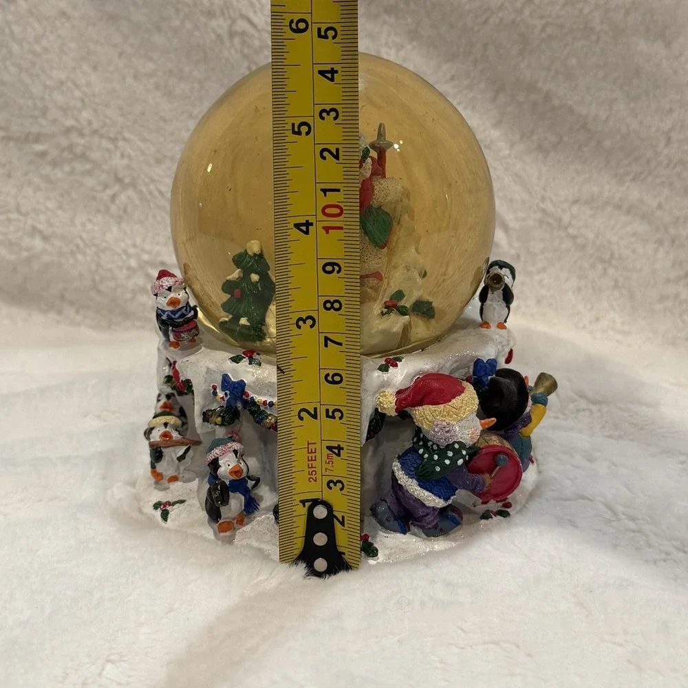 VTG 2001 Kirkland Signature Christmas Stationary Musical Water Globe Snowman